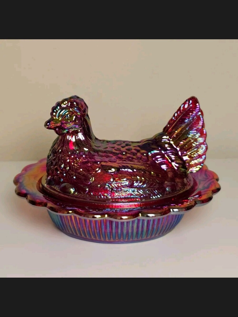 Mosser Glass Hen On Nest Red Carnival